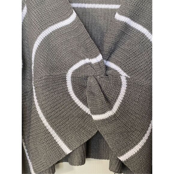 FULL CIRCLE TRENDS 3X 2-WAY GRAY/WHITE LONG SLEEVE SWEATER - Picture 4 of 9
